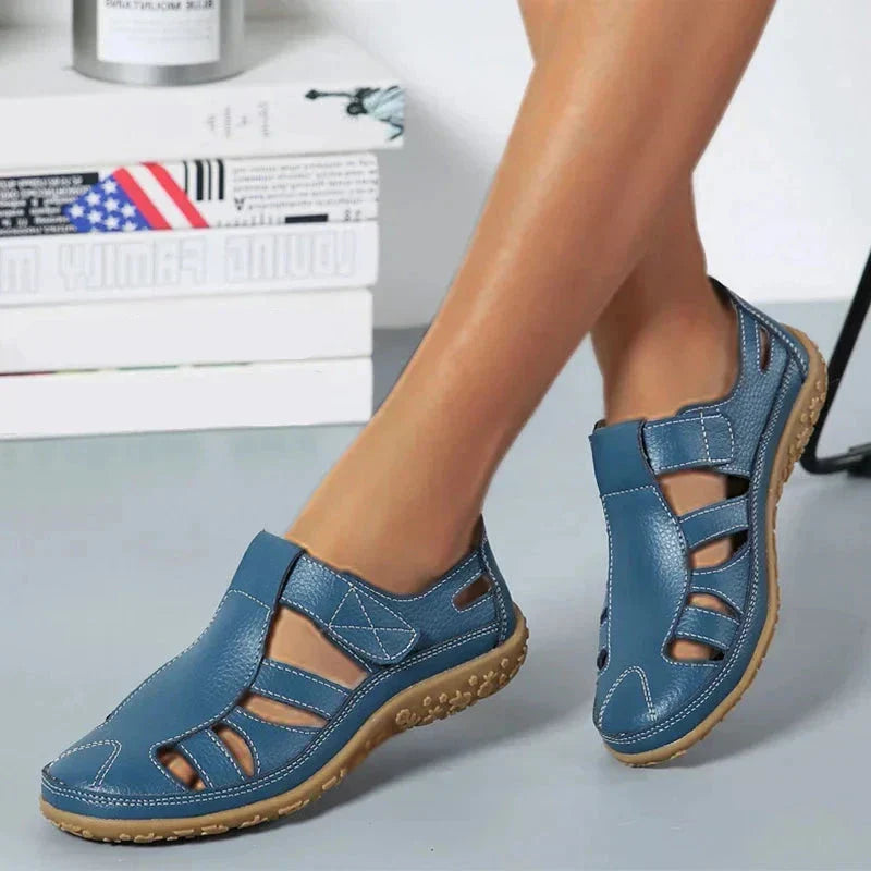 Solevera | Orthopädische Damen-Ledersandalen - rutschfest, geschlossene Zehe, Fußgewölbestütze