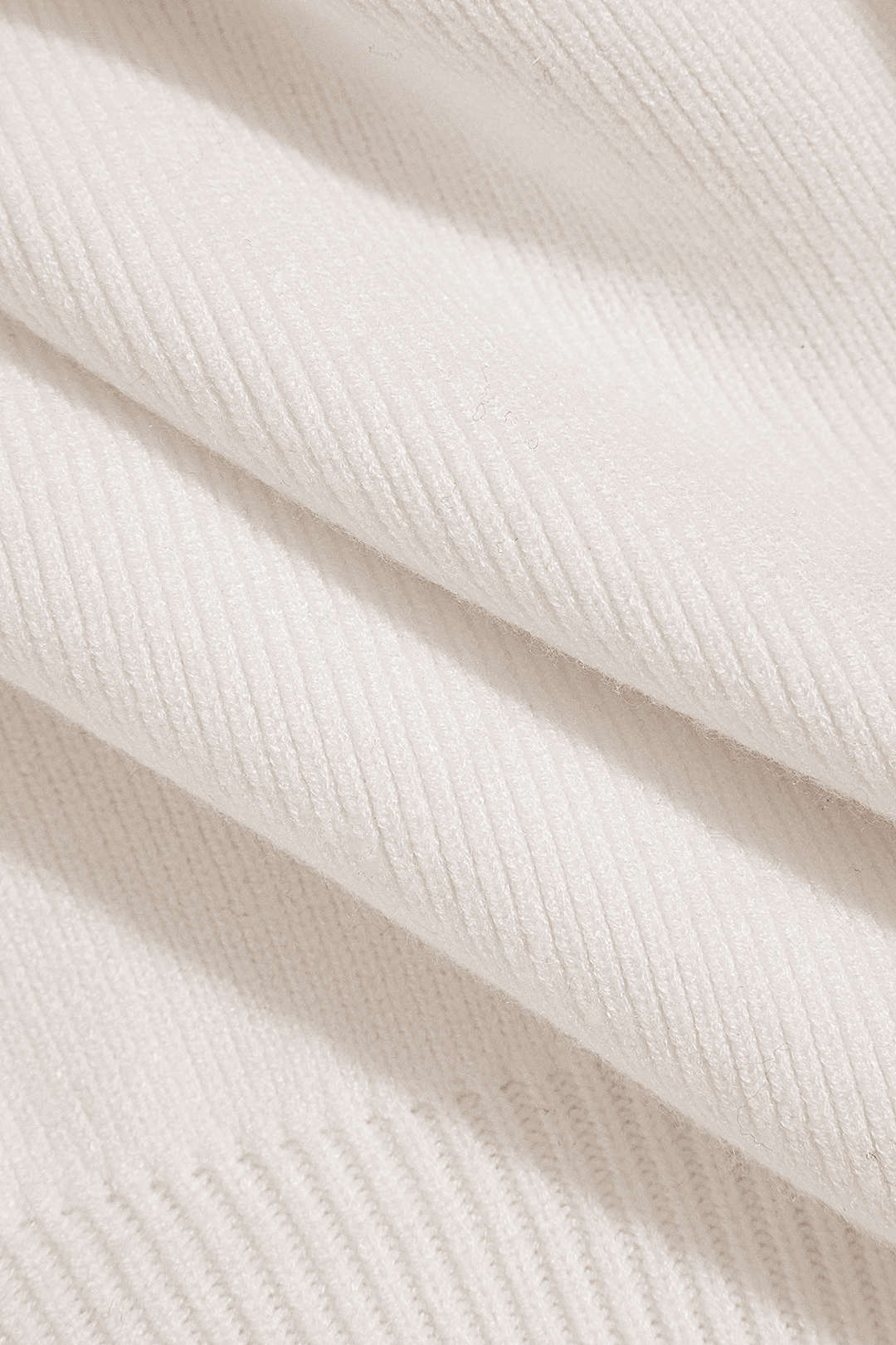Zarelle | Elegante Strickjacke für Damen - Goldknopf-Detail, schicker Pullover
