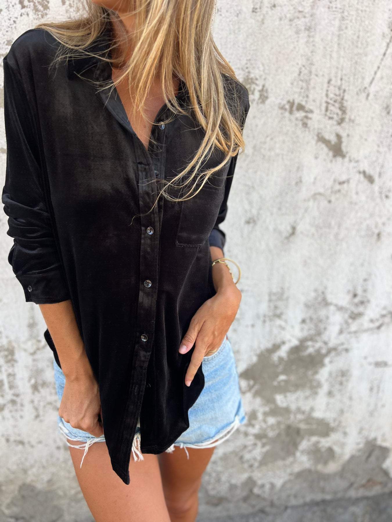 Jaleia | Samthemd mit langen Ärmeln - Bluse mit Knopfleiste, weicher Griff, elegantes Oberteil