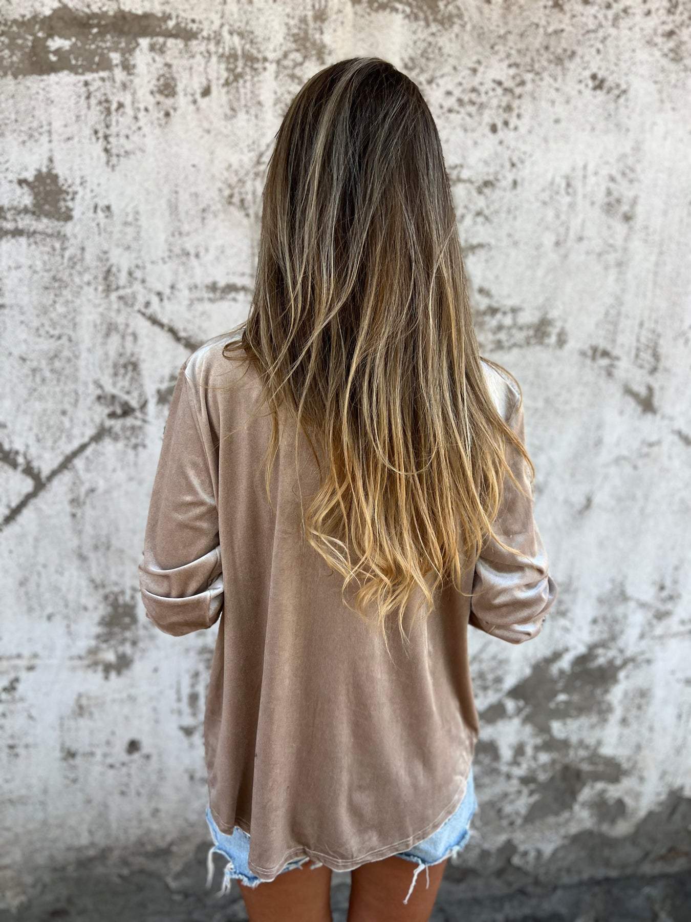 Jaleia | Samthemd mit langen Ärmeln - Bluse mit Knopfleiste, weicher Griff, elegantes Oberteil